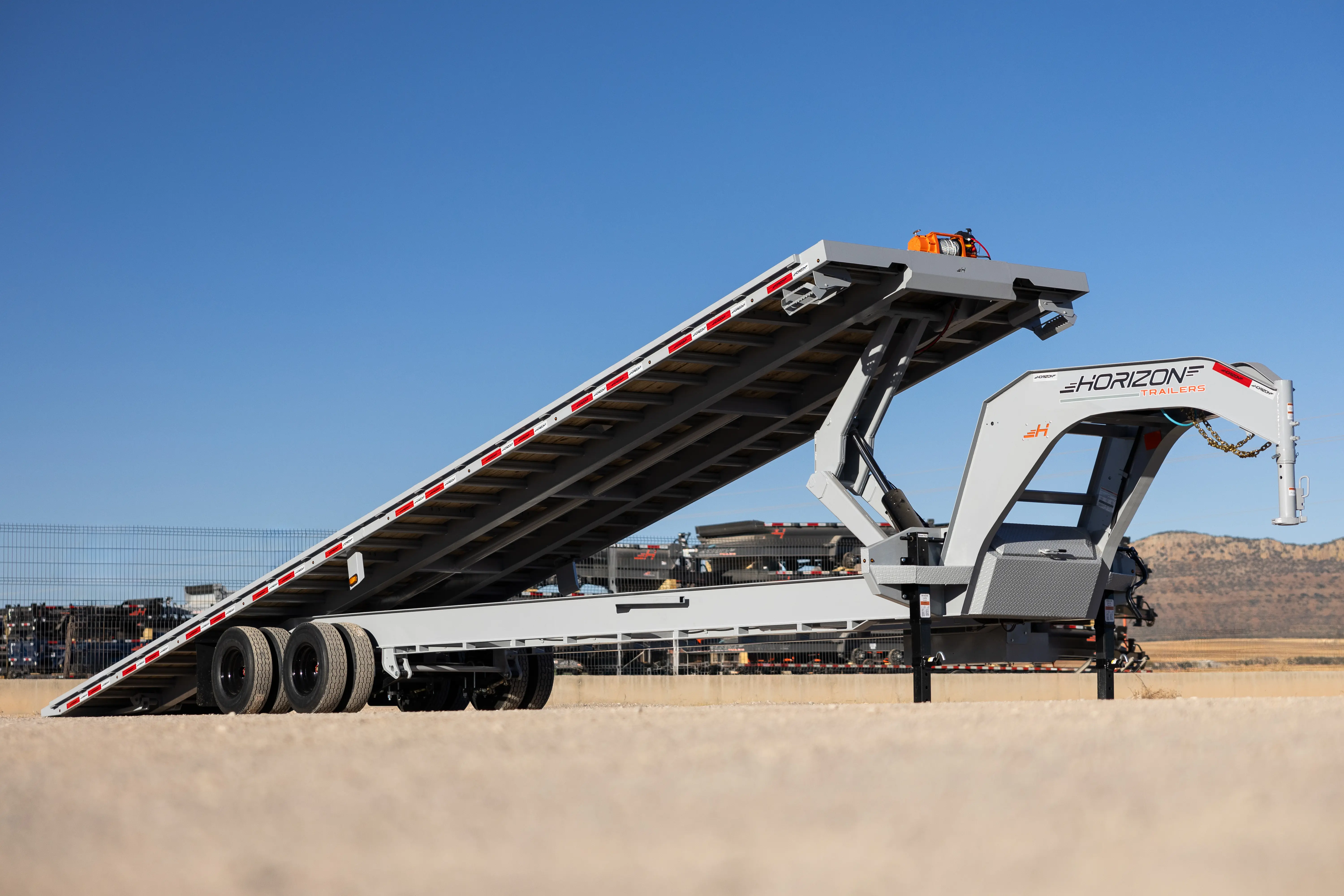 horizon trailers img